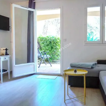 Apartment Appart-hotel Le Valescure Saint-Raphael (Var)